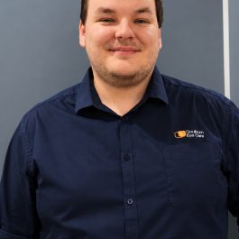 staff_06