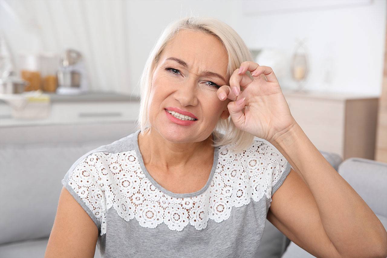 Dry Eye Senior Woman 1280×853